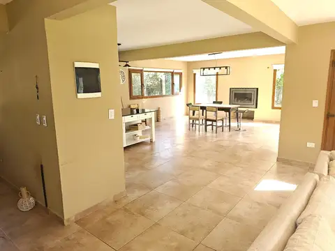 Casa en Alquiler de 4 dormitorios