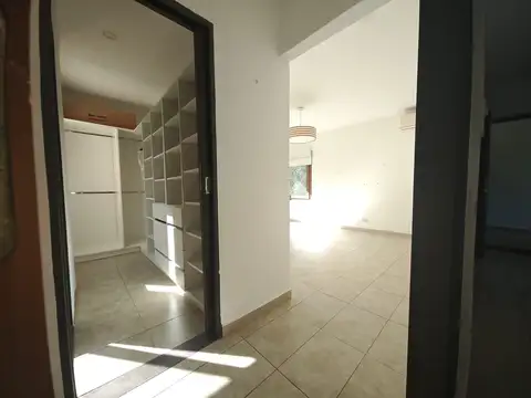 Casa en Alquiler de 4 dormitorios