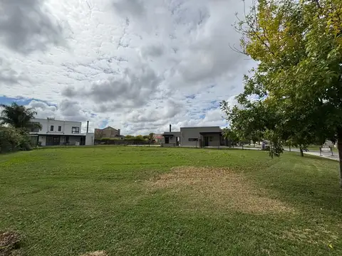Barrio Golf, El Cantón