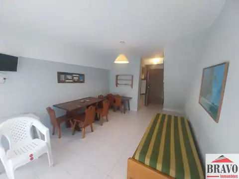 En venta departamentos de 3 ambientes frente al mar en Zona Centro, Villa Gesell