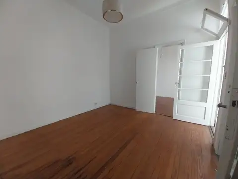 Depto Tipo Casa en Alquiler 70 años