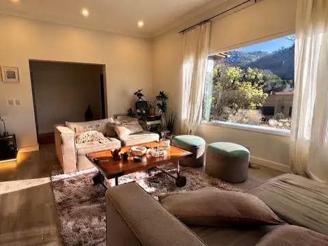 Casa en Alquiler de 3 dormitorios