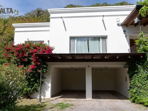 Casa en Alquiler en San Lorenzo, USD 1.800