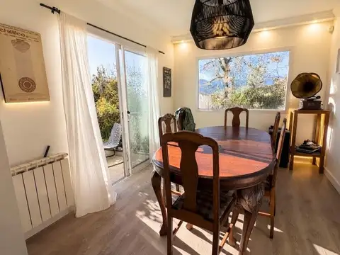 Casa 5 ambientes con 3 baños