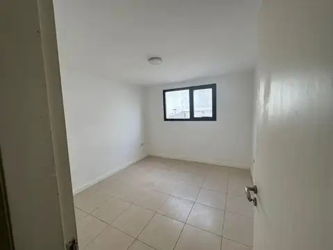 Departamento en Venta en Pompeya, USD 55.000