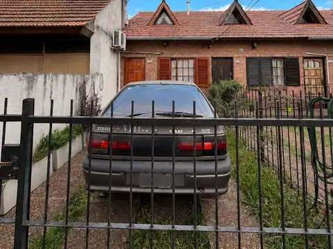 duplex en venta de 3 ambientes Castelar Norte Apto credito