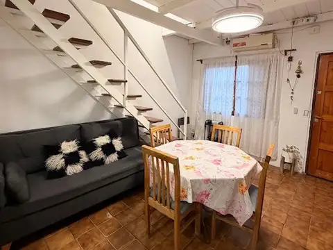 Depto Tipo Casa 3 ambientes con 1 baño