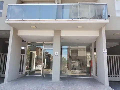 AAC. Hermoso Monoambiente con cocina separada y balcón