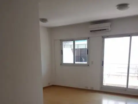 ALQUILER 1 AMB MONOAMBIENTE ALMAGRO al frante con balcon luminoso nuevo