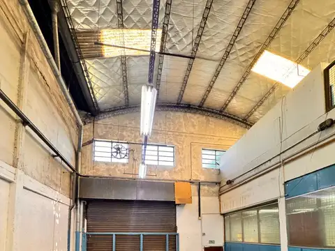 GALPON 300 M2 * ALQUILER *