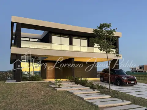CASA DE CATEGORIA A ESTRENAR - Barrio Amarras, Puertos del Lago, Escobar