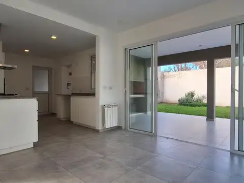 CASA EN VENTA 3 DORMITORIOS HOUSING VILLA BELGRANO