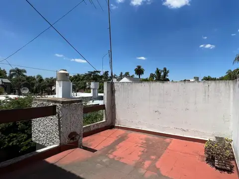 Chalet 5 ambientes venta Ituzaingó Norte