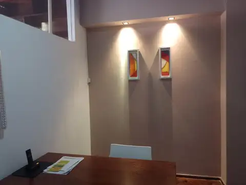 Oficina en Venta 67 años