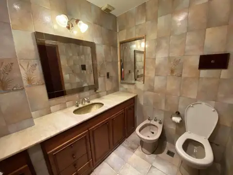 Casa 4 ambientes con 3 baños