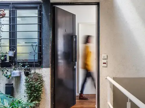 Depto Tipo Casa 4 ambientes con 3 baños