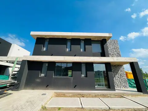 Casa en Venta A Estrenar