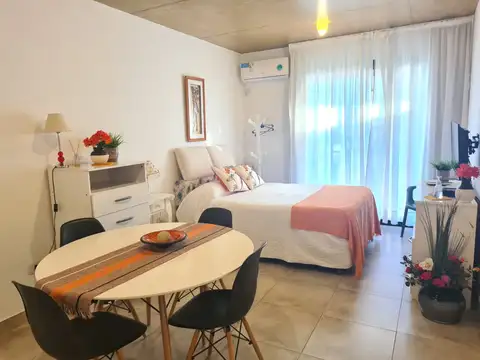 Departamento en Alquiler con 1 cocheras