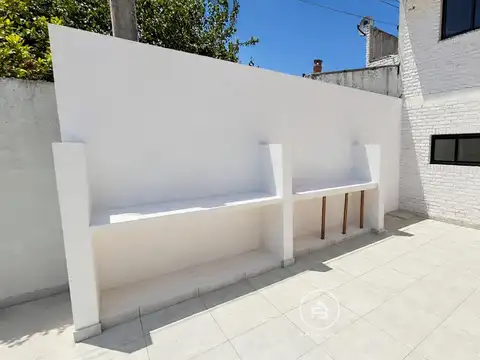 Depto Tipo Casa en Venta de 3 dormitorios
