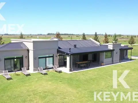 Casa en Venta en Coronel Brandsen, USD 320.000