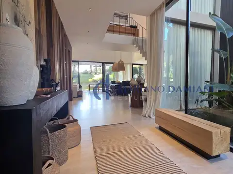 Casa en Venta en Pinamar Norte, USD 1.300.000
