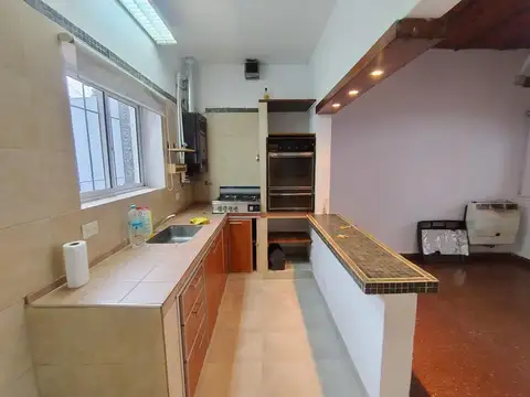 Depto Tipo Casa en Alquiler en Olivos, $ 1.200.000