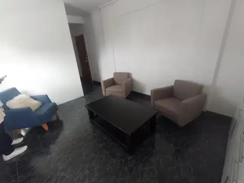 Montañeses 2100, Piso 7