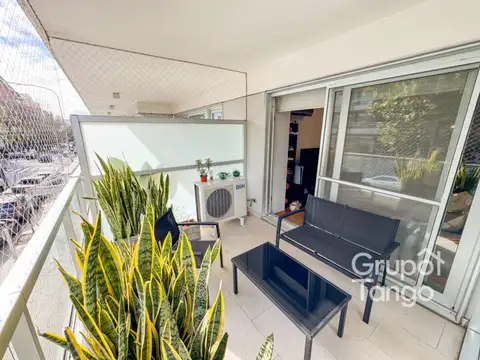 Avenida Olazábal 3900, Piso 1