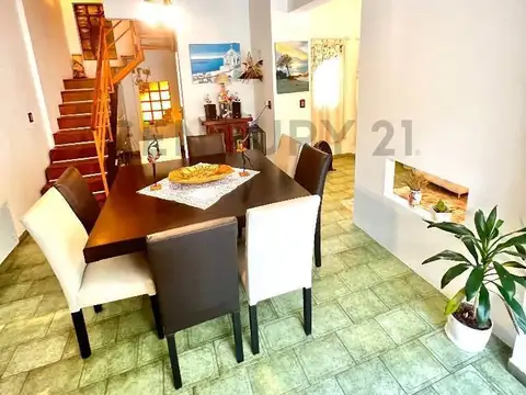 CASA EN VENTA 3 DORMITORIOS, LA PLATA TOLOSA