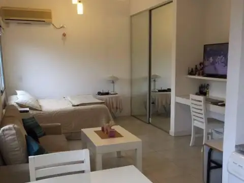 Departamento Monoambiente  en Alquiler en Posadas, El Palmar, Nordelta