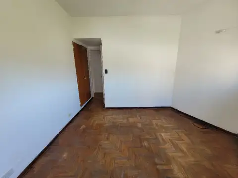 Departamento 4 ambientes- Quilmes Centro, Garibaldi al 200