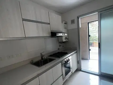 Departamento en Alquiler con 2 cocheras
