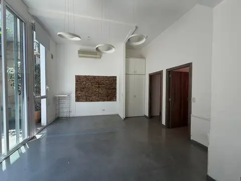 Depto Tipo Casa en Alquiler de 4 ambientes