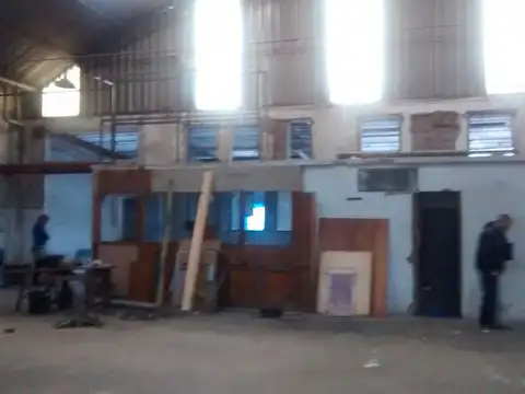 Galpon en Venta 17,32  mts Frente