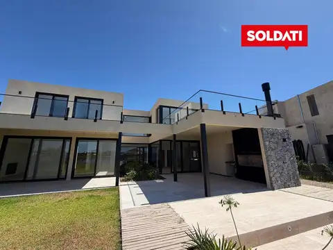 Casa en venta en Pilara La Calesa al agua