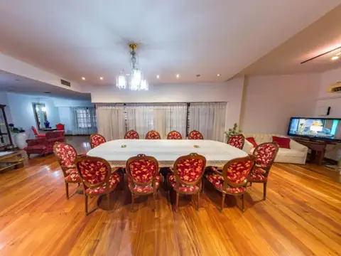 Casa en Venta de 5 dormitorios