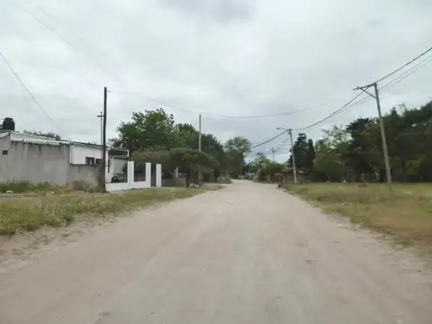 Calle 42 e/ 9 y Avda. Naval