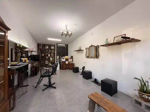 Local en Granadero Baigorria