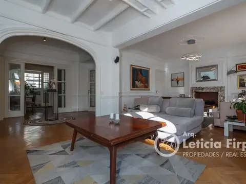 Hermoso piso de categoría, íntegramente reciclado!