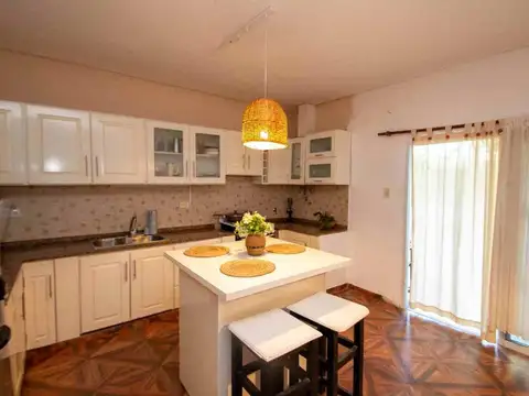 Se vende casa en B° Martelossi Reconquista