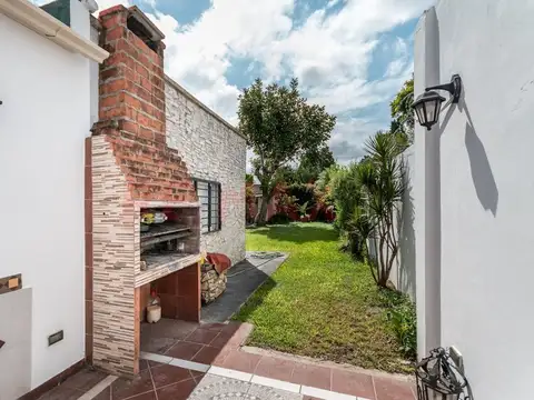 Casa en Venta en Monte Grande, USD 330.000