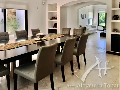 Casa en Alquiler de 3 dormitorios