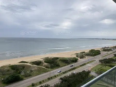 Departamento 4 ambientes con 3 baños