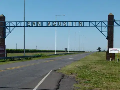 HA SUBURBANA EN EL PUEBLO DE SAN AGUSTIN