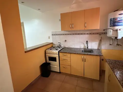 Departamento 3 ambientes con 1 baño