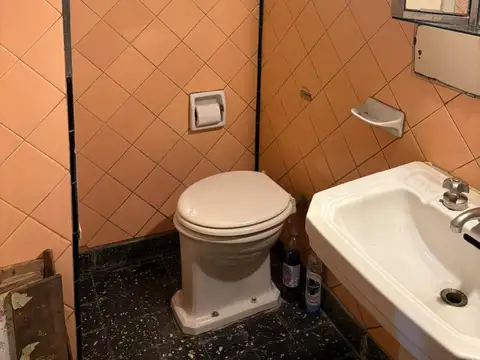 Depto Tipo Casa en Venta 50 años