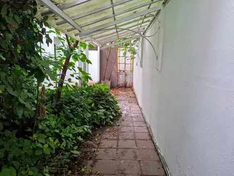 Sanabria 3300, Piso PB