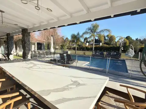 VENTA CASA 7 AMBIENTES LAS LOMADAS DE CARDALES