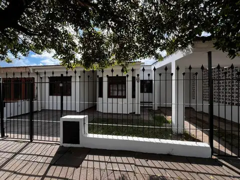 Casa en Venta en Los Robles, Cordoba