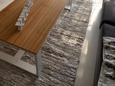 Depto Tipo Casa 4 ambientes con 2 baños